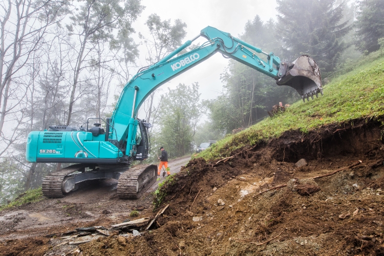 Kobelco SK260LC-11, Gravemaskine