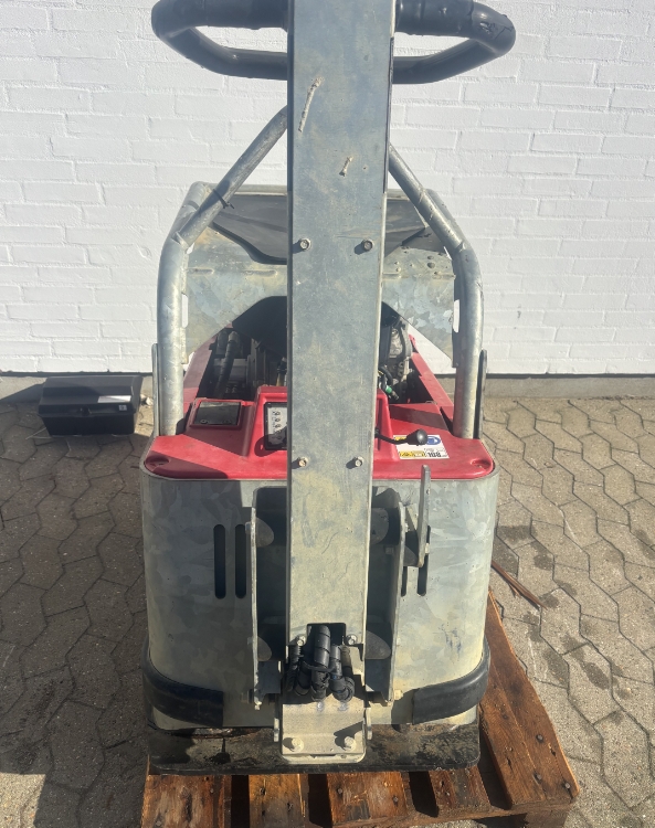 Swepac FB 510, Brugt pladevibrator