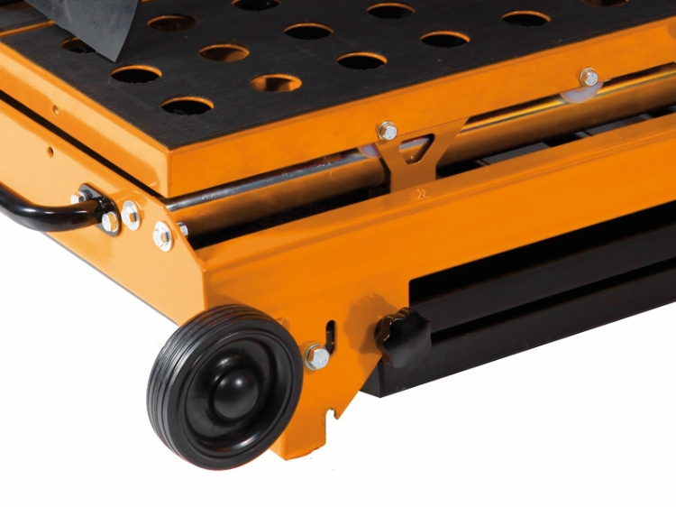 Gölz TS250, Fliseskæremaskine 