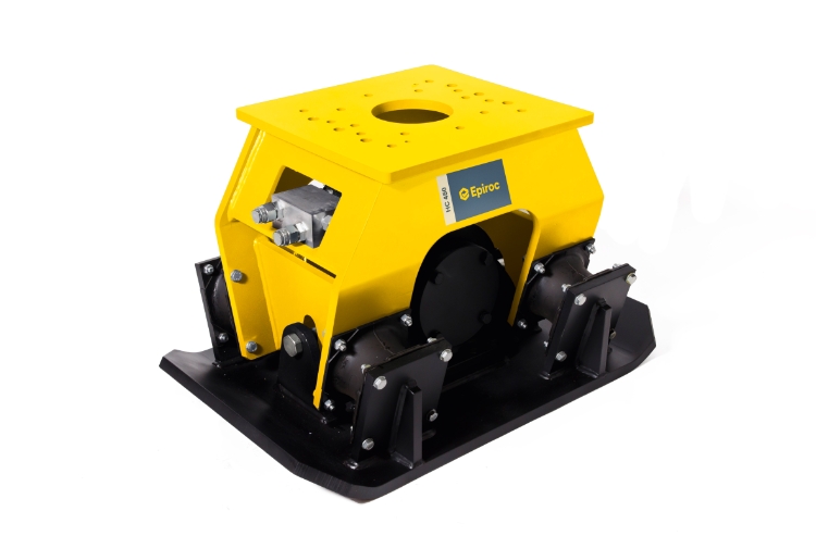 Epiroc HC450 Pladevibrator (360° rotation), Maskinbåren