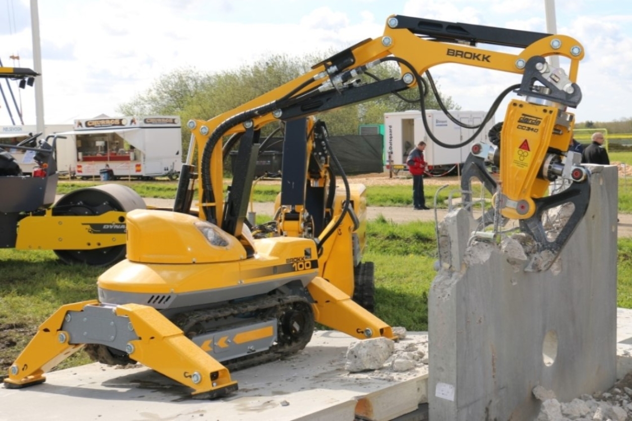 Nedbrydningsrobotten Brokk 100