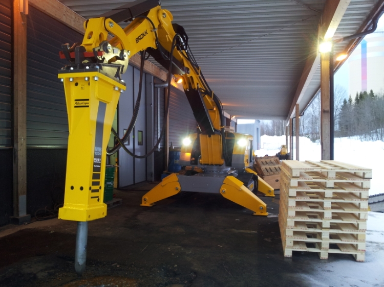 Brokk 400D, Nedbrydningsrobot