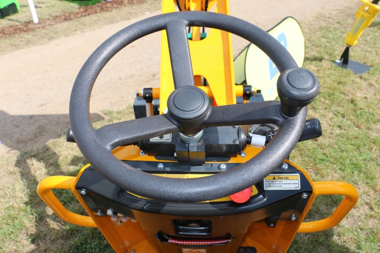 Thwaites 1 Ton, m/front højtip, smal