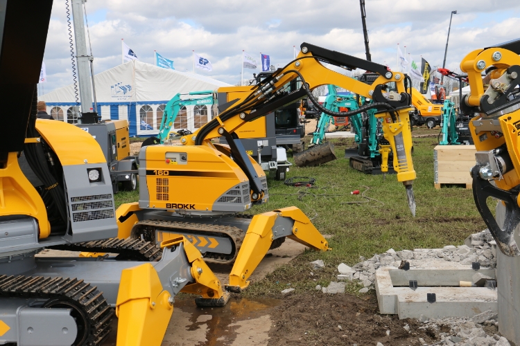 Brokk 160, Nedbrydningsrobot