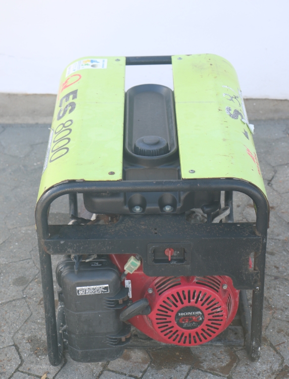 Pramac ES8000 AVR, Brugt Generator